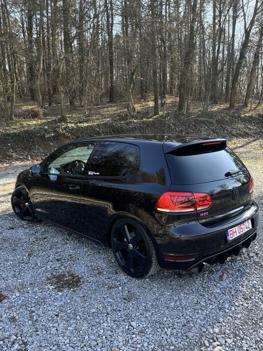 VOLKSWAGEN Golf 2012 — imagine 3