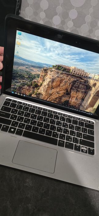 Ноутбук HP elite core m5-6Y57 /8gb