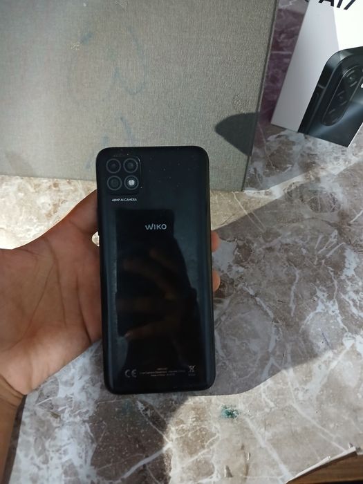 Телефон робочий Wiko t3