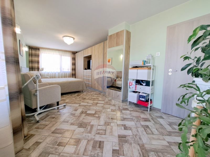 Продава се Къща в Варна, Колхозен пазар - 240 кв.м за 1334 €/кв.м - Снимка #7
