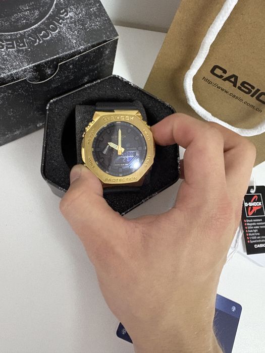 Casio G-Shock GM-2100G – Black & Gold