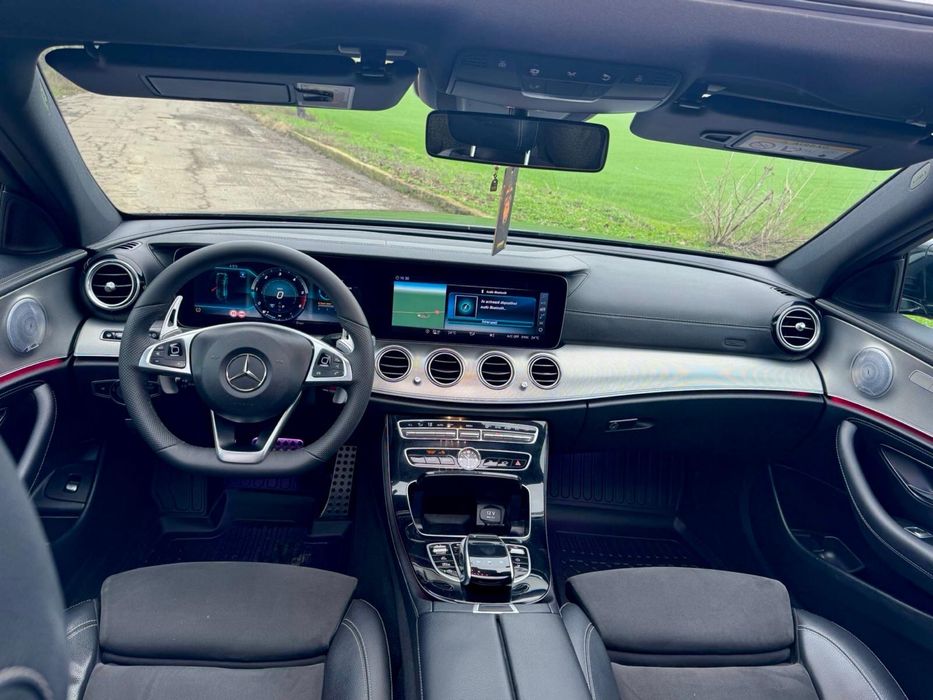 Mercedes-Benz E-class 220d AMG