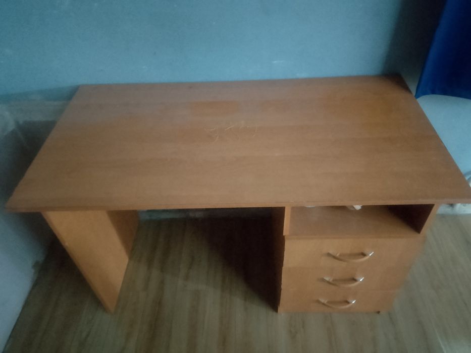 Продам стол НЕ дорого!