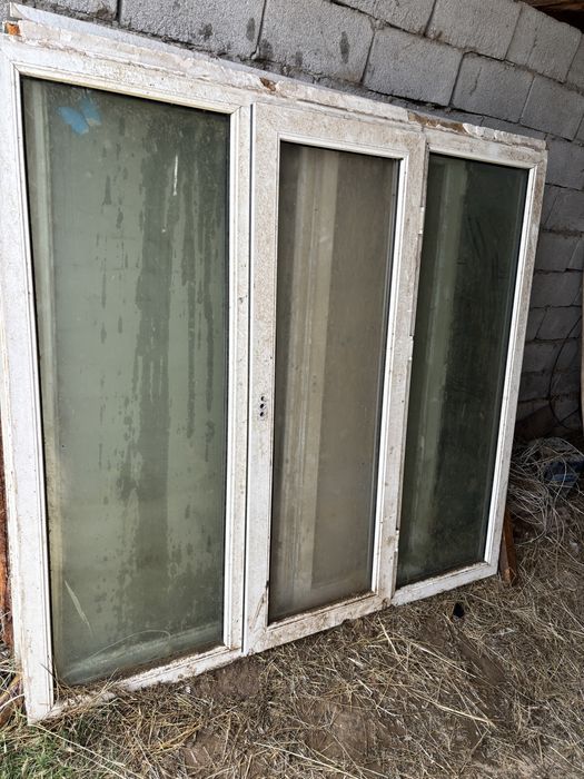 Пластик әйнек сатылады