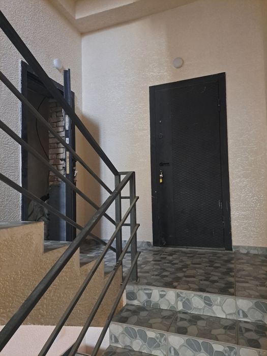 Продаются 2-ух. И 3-ёх комнатные квартиры.