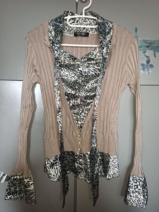 Блузи с дълъг ръкав S размер