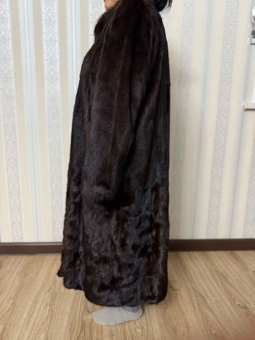 Норковая шуба новая