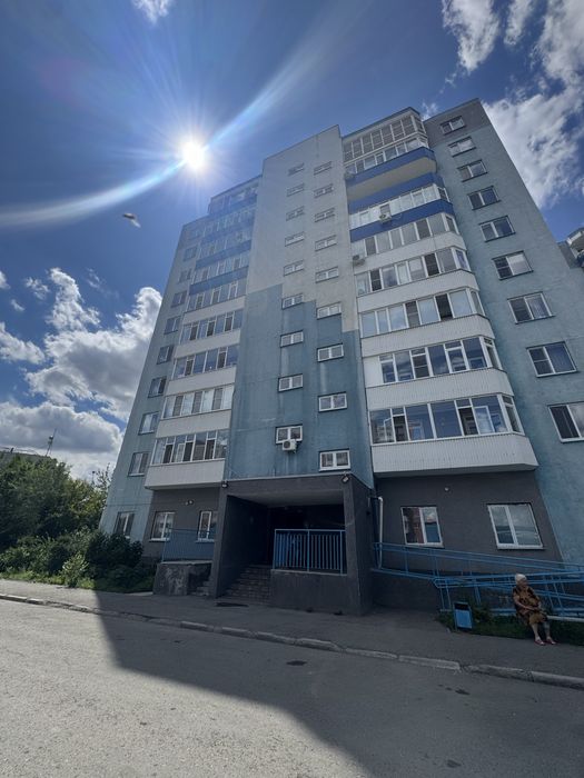 Срочно продаётся 3 комнатная квартира!