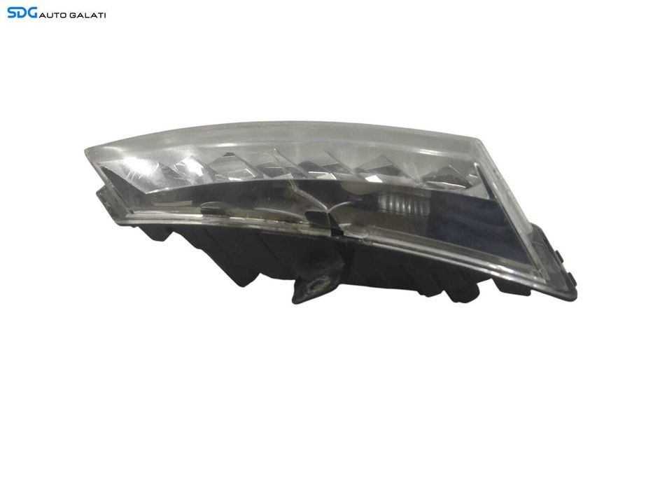 Lampa Led Daylight Lumina Lumini de Zi Dreapta Renault Megane 3 2008 - 2015 Cod S135-300 S136-300 (Ureche Lipsa Prezinta Fisura Partea Superioara) [L6365]