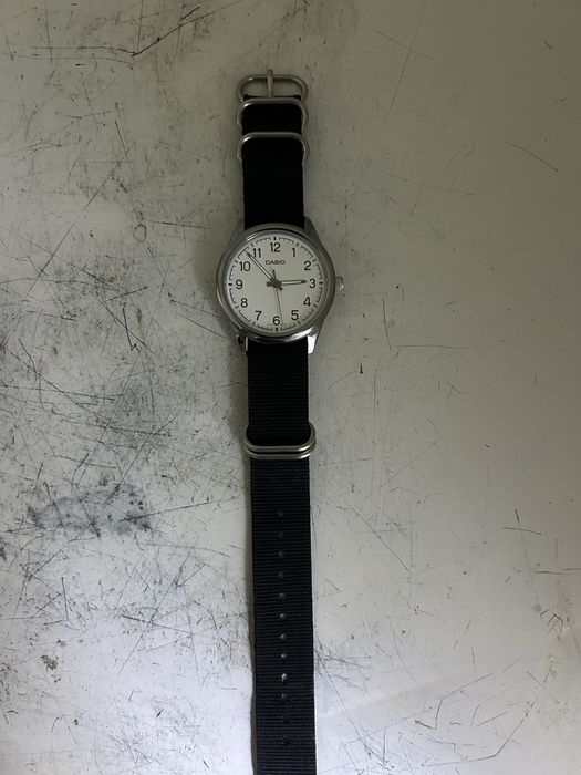 Продам casio mtp v005