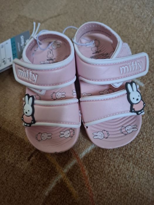 Бебешки сандали Sinsay