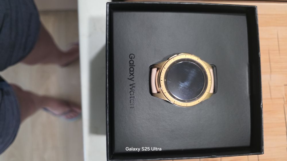 Часовник Samsung Galaxy Watch 42 mm Bluetooth