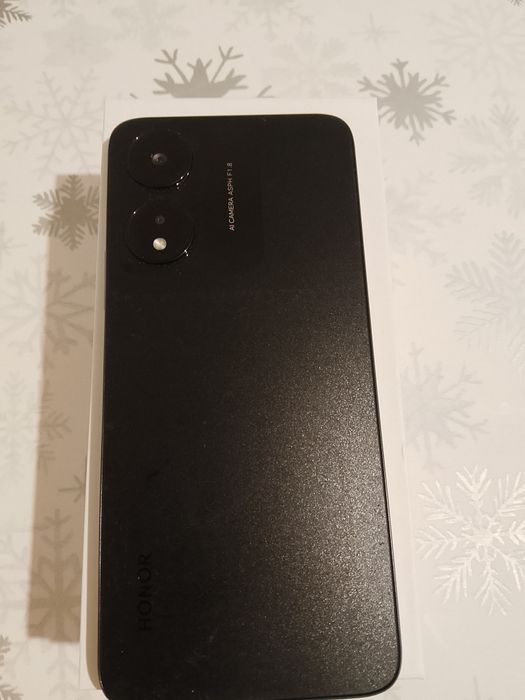 Продам телефон Хонор х5 плюс.