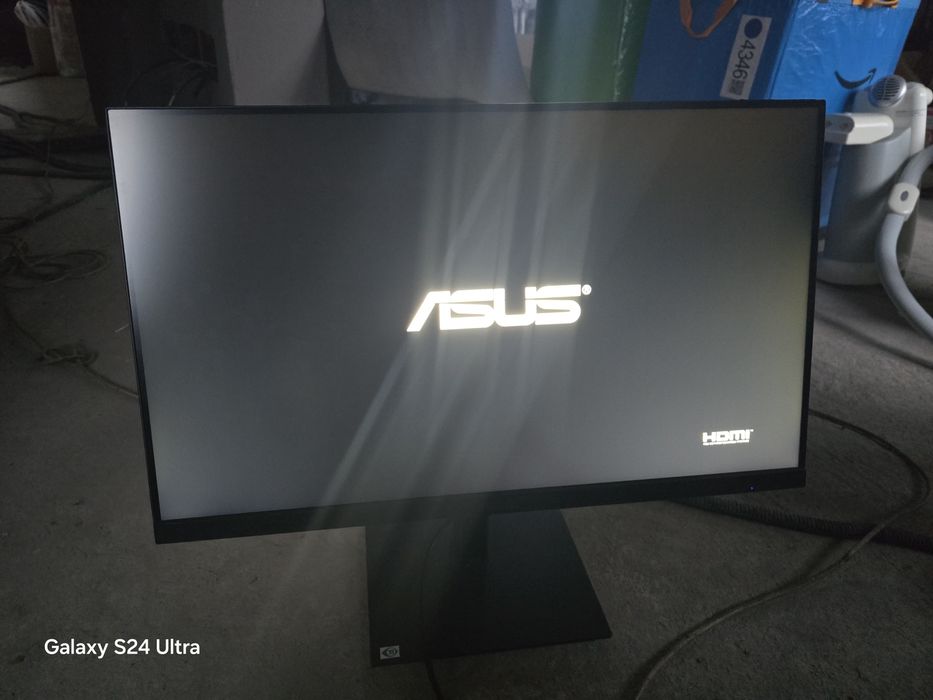 Vând monitoare de preferat la pachet