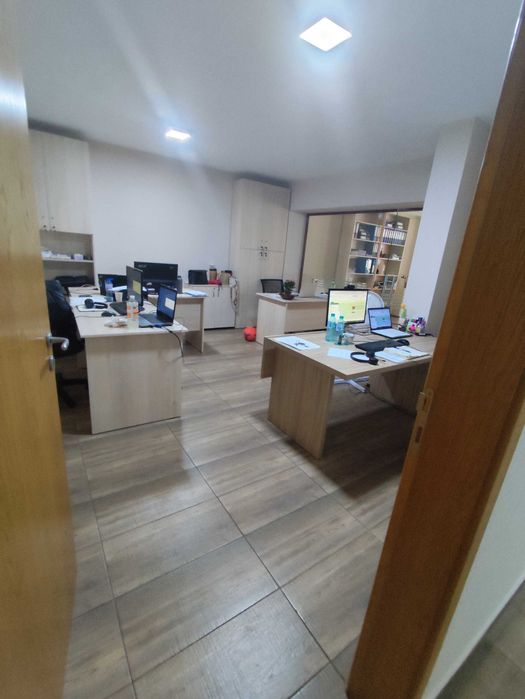 Продава се Офис в София, Борово - 230 кв.м за 1718 €/кв.м - Снимка #16