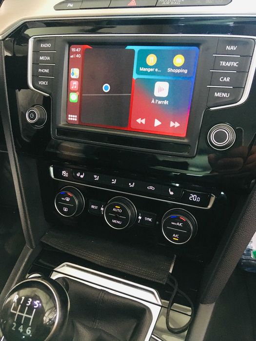 Apple CarPlay App Connect Android Auto Volkswagen SmartLink Seat Skoda