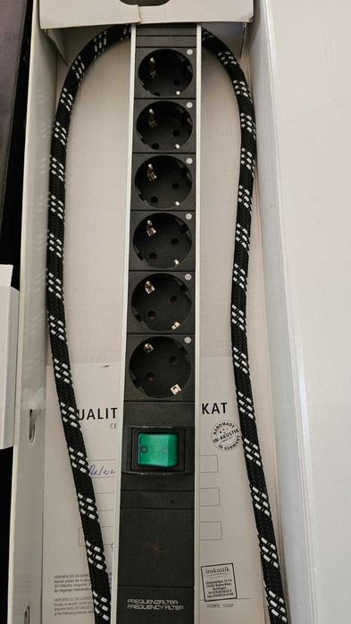 Distribuitor Inakustik ac 2502 sf8