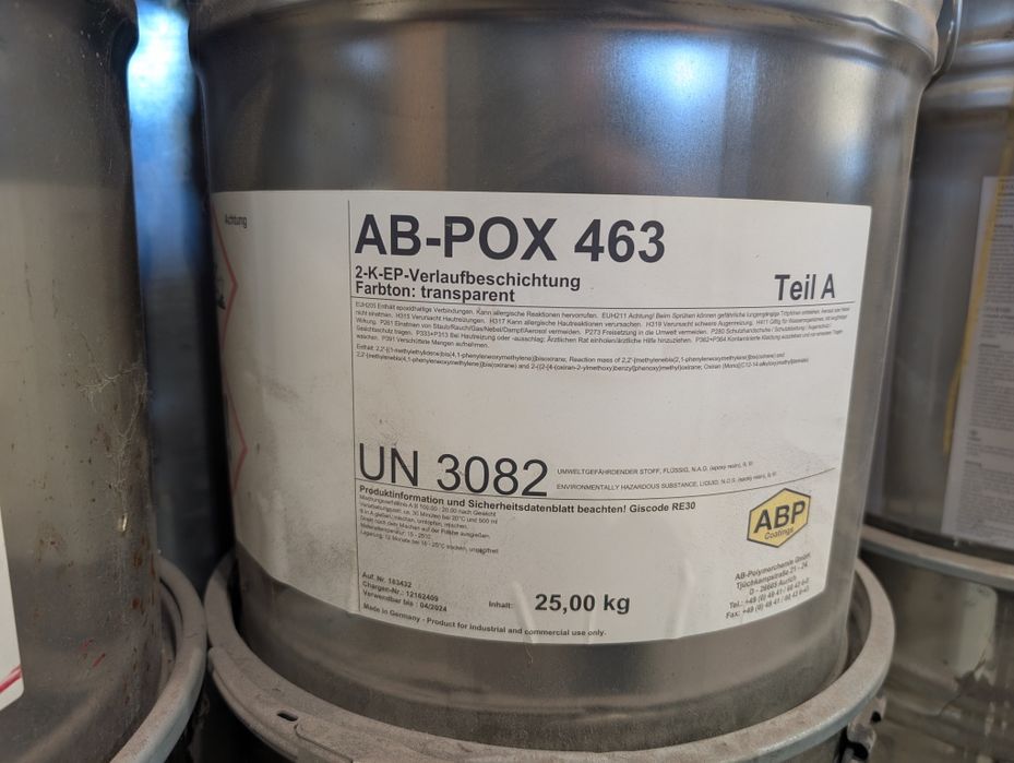 Vând vopsea epoxidică pentru hale 120m²+