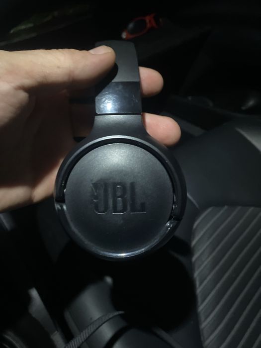 Наушники JBL. Почти новые