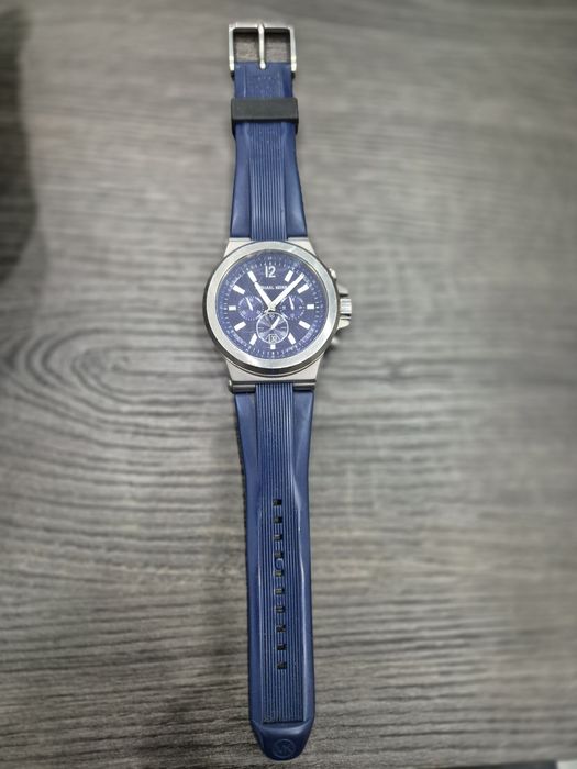 Часовник Michael Kors