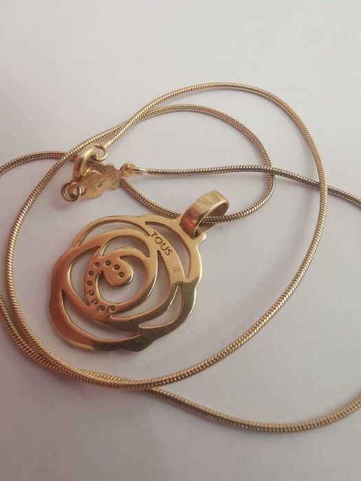 Продавам златен комплект/сет TOUS с диаманти