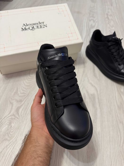Adidasi Alexander Mc Queen l Produs NOU Premium din Piele - Full Box