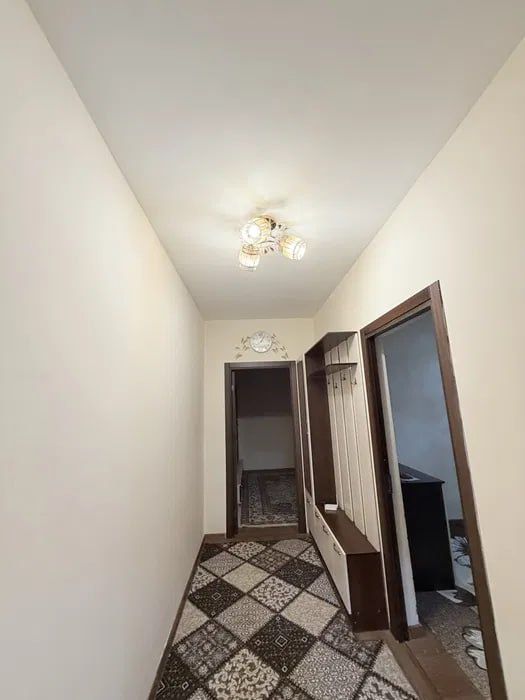 Продаётся 2-х  комнатная квартира Янгихаёт, Чоштепа