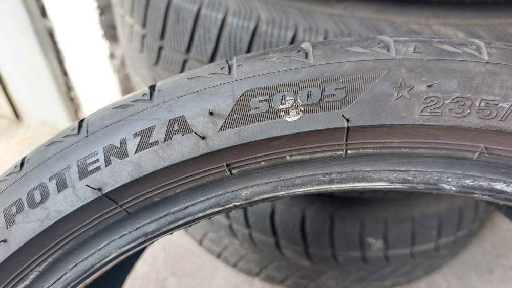 Летни гуми 235/35/19 Bridgestone Potenza 2 броя