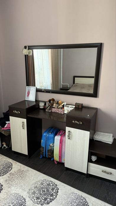 Продам спальний гарнитур