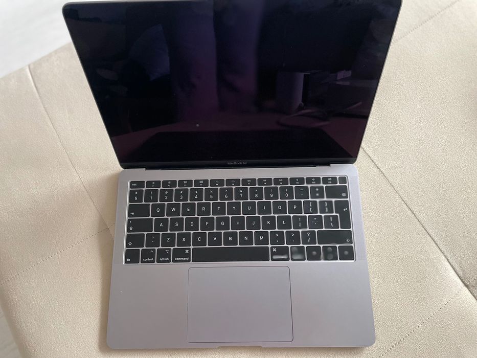 MacBook Air, Retina, 13-inch, 2019