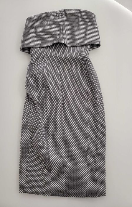 Нова рокля Karen Millen, size UK6, EU34, US2