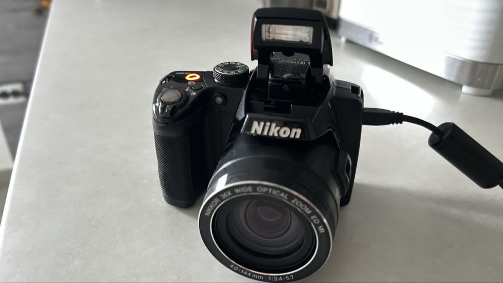 Nikon coolpix P500