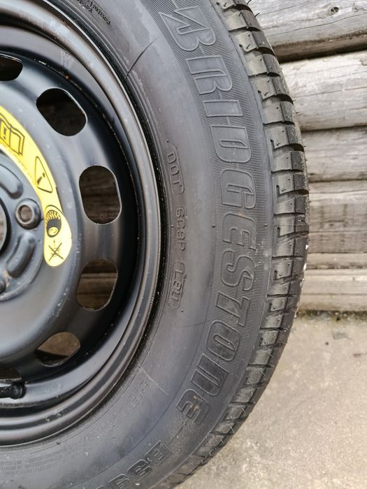 Резервна гума от Форд 14 цола