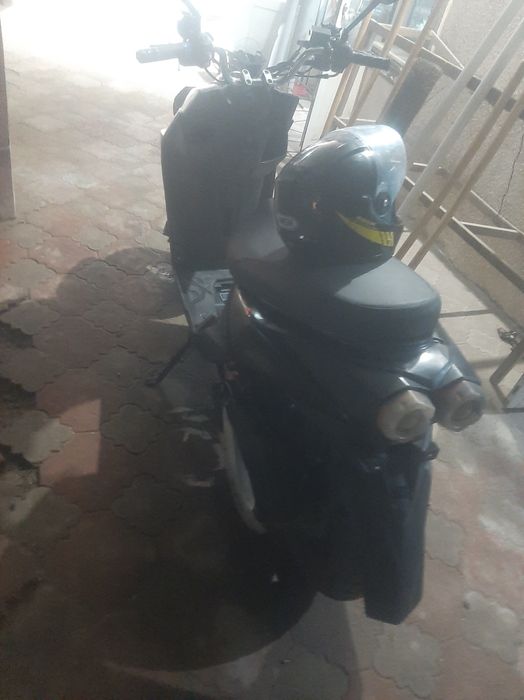 Бумер мото бензин скутер