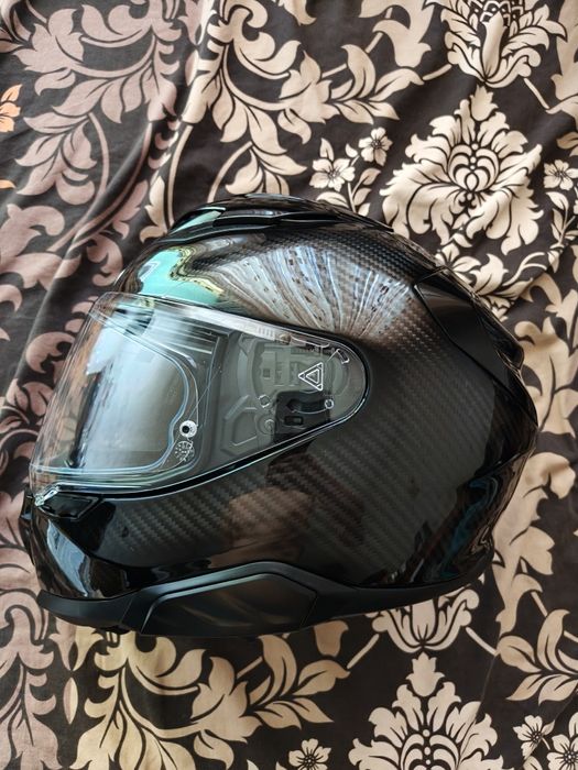 Карбонова каска за мотор HJC F71 Carbon