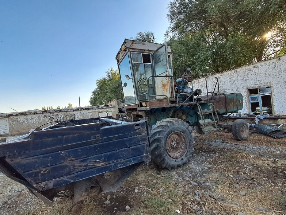 Жатка самаходная