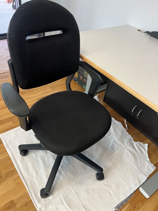 Birou electric si scaun ergonomic