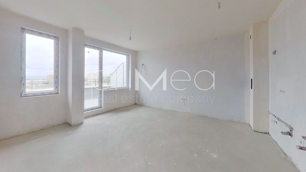 Продава се Двустаен апартамент в Бургас, Славейков - 97 кв.м за 1000 €/кв.м - Снимка #1