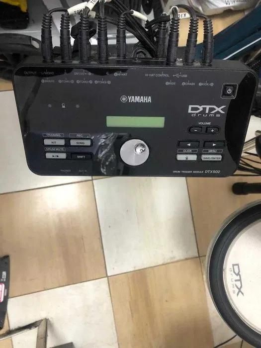 Tobe Yamaha DTX 502 -G-