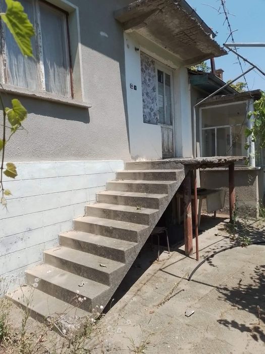 Продава се Къща в с. Крушовене, Област Плевен - 150 кв.м за 102 €/кв.м - Снимка #2