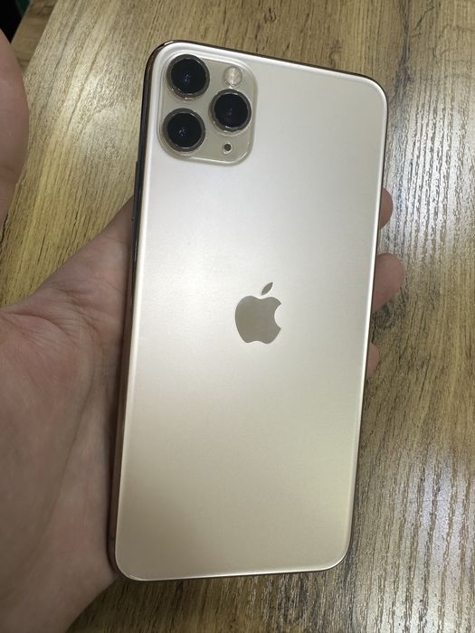 Iphone 11 pro max gold