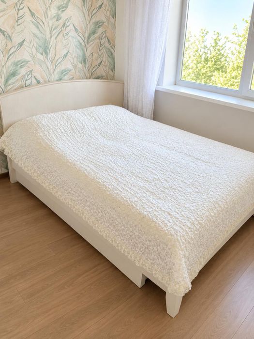 Продам спальный диван