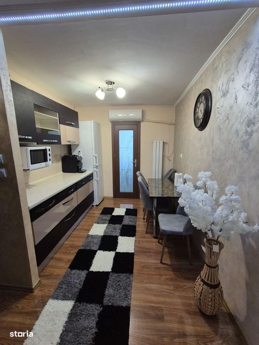 Apartament zona Craiovita Materna