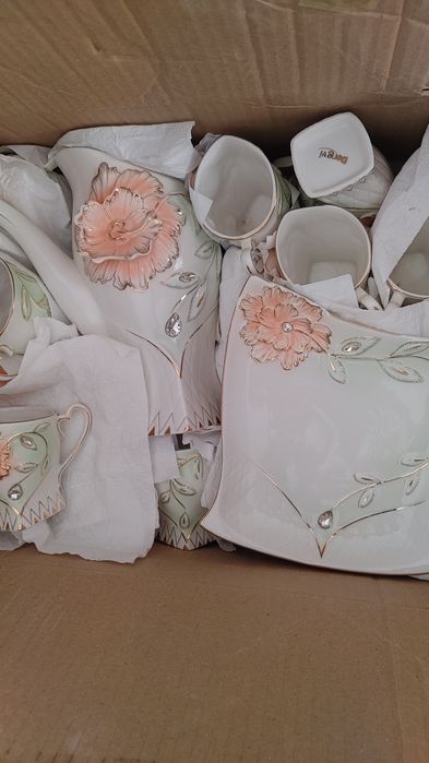 Srochna serviz nabor sotiladi