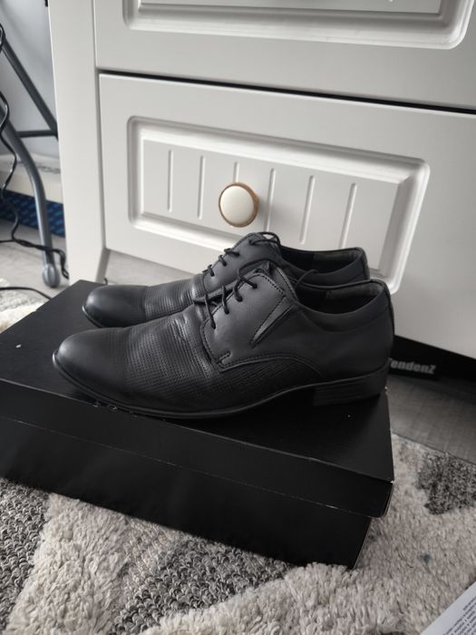 Официални мъжки обувки естествена кожа