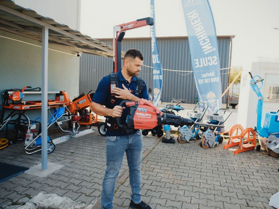 dezumidificator de inchiriat tun caldura Aeroterma drujba beton motoburghiu motosapa Motocultor placa vibranta mai compactor elicopter beton pavaj