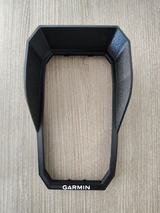 Parasolar sonar Garmin Striker 4 Plus