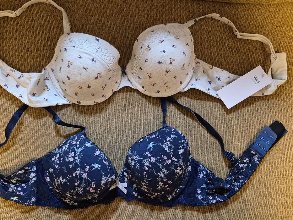 Нови сутиени Marks&Spencer, 
размер 85 А.
Цена 25 евро за двата.