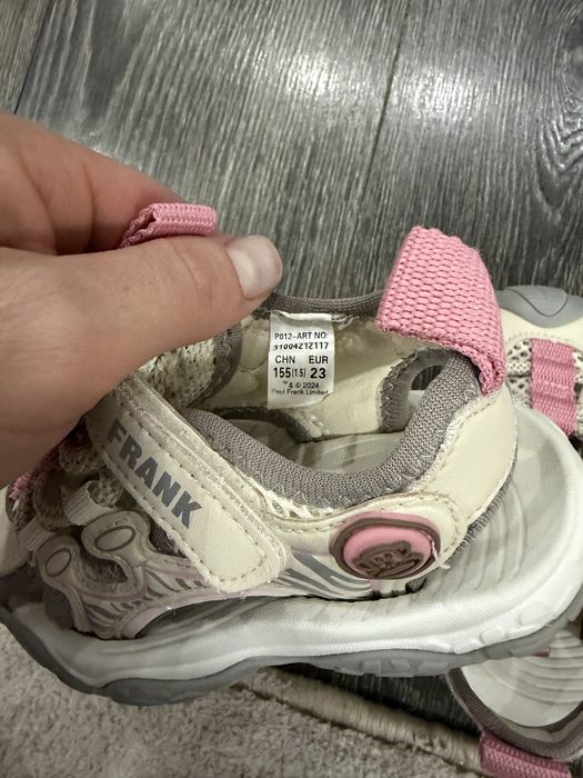 Продам демисезонный комбинизон.
