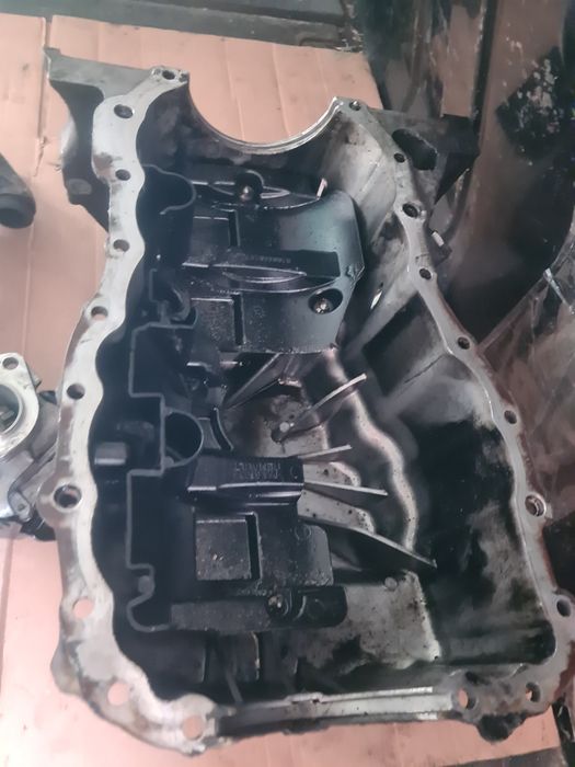 Vând cârlig  remorcare  diverse masini